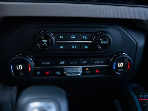 Certified 2023 Ford Bronco Wildtrak image 25