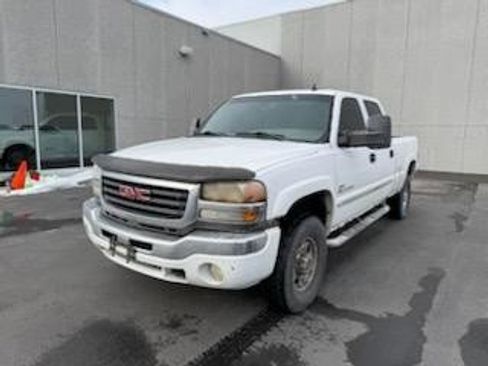 Used 2006 GMC Sierra 2500 SLT w/ Heavy-Duty Power Package image 5