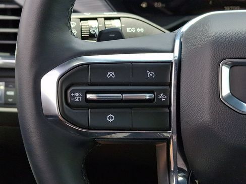 Used 2025 GMC Acadia Elevation FWD image 22