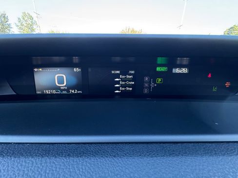 Used 2021 Toyota Prius Prime XLE FWD image 21
