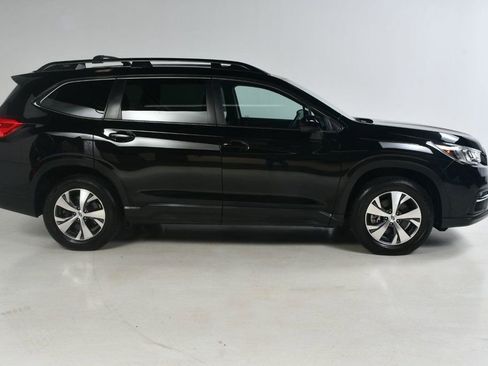 Used 2020 Subaru Ascent Premium w/ Convenience Package image 3