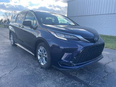 Used 2022 Toyota Sienna XSE
