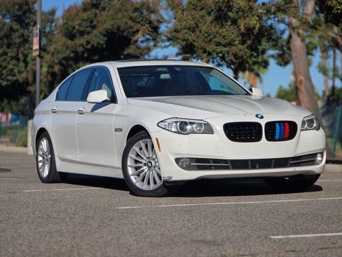 Used 2011 BMW 535i Sedan image 9