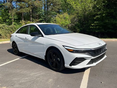 New 2026 Hyundai Elantra Sport w/ Cargo Package FWD image 4