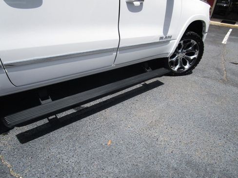 Used 2019 RAM 1500 Limited AWD/4WD image 35