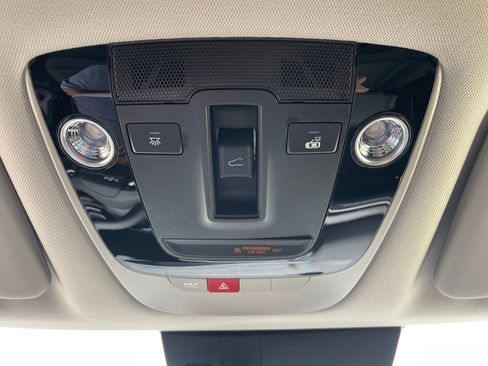 New 2026 Kia Sportage EX w/ EX Panorama Roof Package FWD image 19