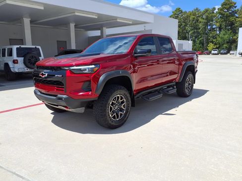 Used 2023 Chevrolet Colorado ZR2 w/ ZR2 Convenience Package III AWD/4WD image 3