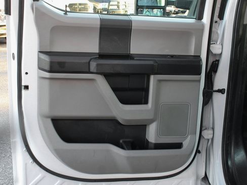 Used 2019 Ford F250 XL w/ Power Equipment Group image 40