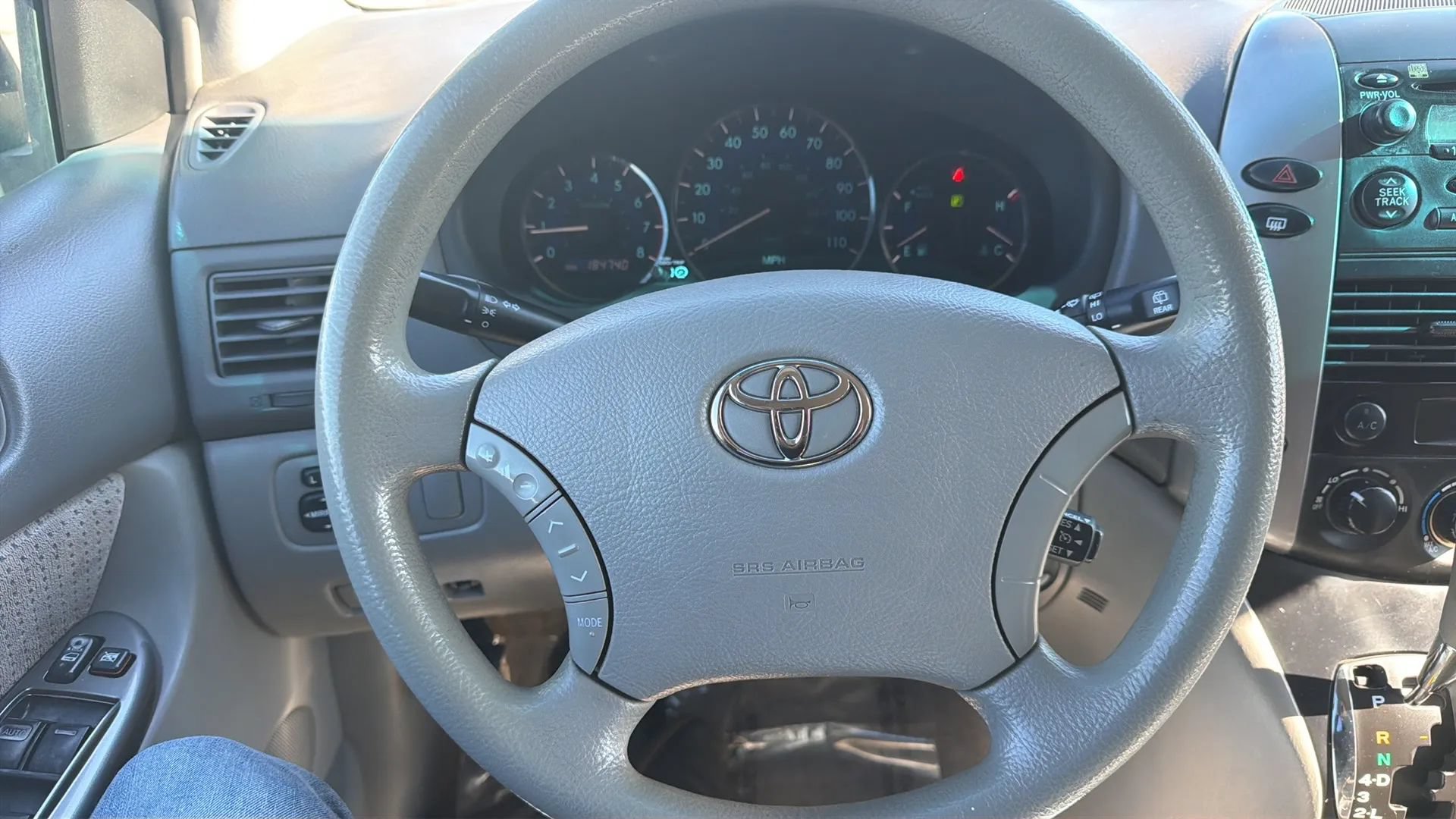 Used 2008 Toyota Sienna CE FWD image 15