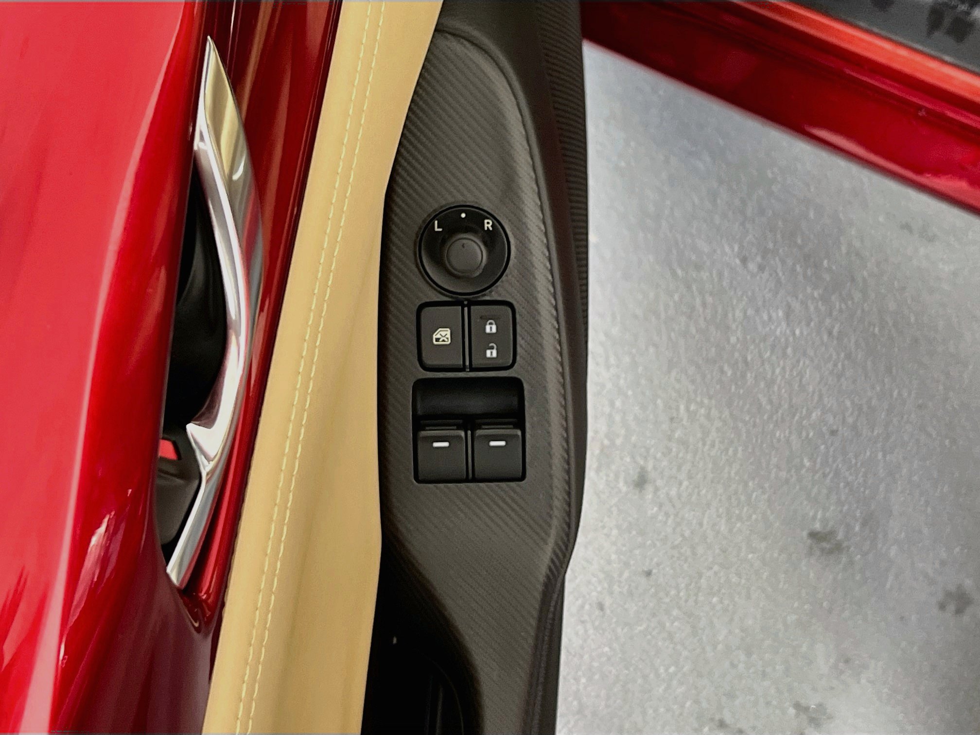 Used 2019 MAZDA MX-5 Miata RF Grand Touring RWD image 18