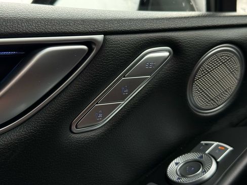 Used 2024 Genesis G80 image 31