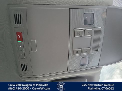 Certified 2023 Volkswagen Taos SE AWD/4WD image 12