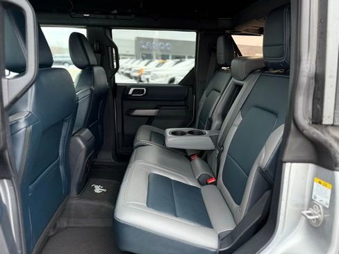 Used 2021 Ford Bronco Outer Banks image 17