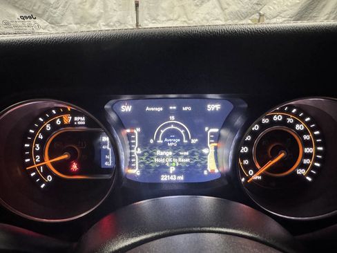 Used 2022 Jeep Gladiator Overland image 13