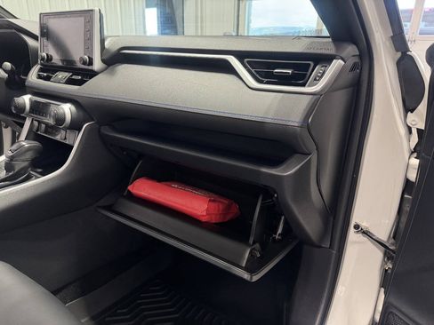 Used 2019 Toyota RAV4 XSE AWD/4WD image 20