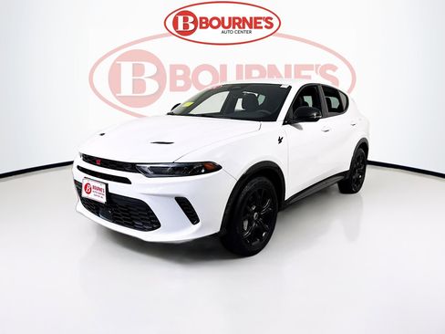 Used 2024 Dodge Hornet R/T w/ R/T Blacktop Package image 5