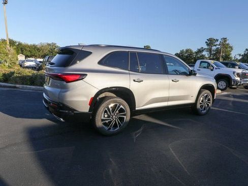 New 2026 Buick Enclave Sport Touring w/ Power Package FWD image 9