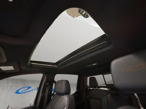 Used 2024 Chevrolet Silverado 1500 High Country w/ High Country Premium Package image 22