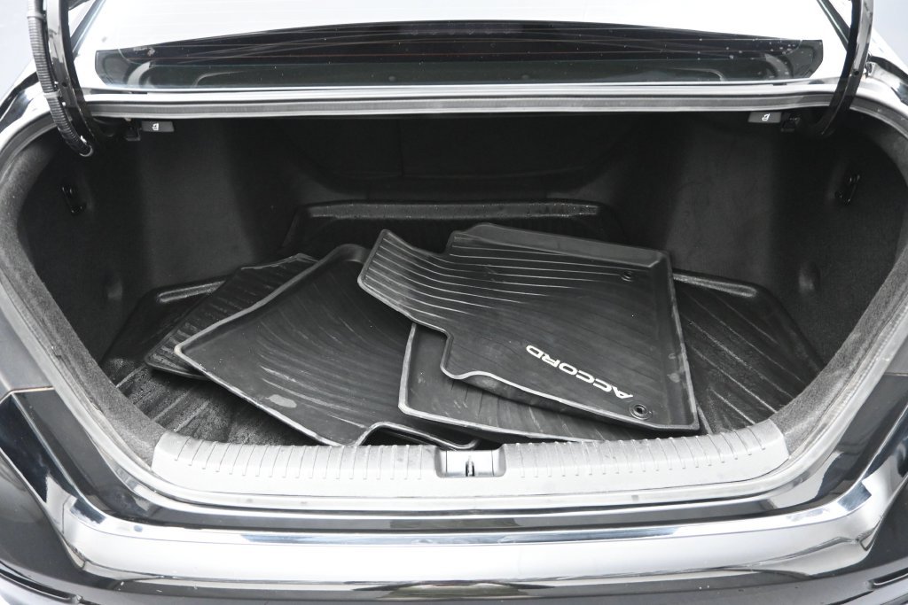 Used 2023 Honda Accord EX image 30