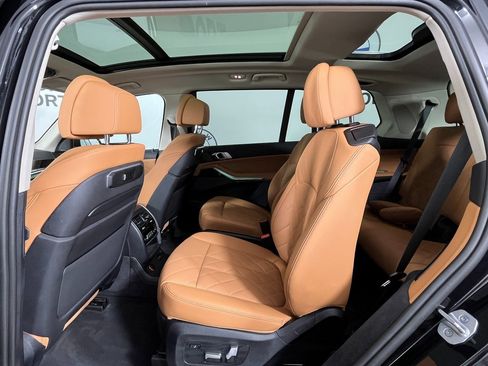 Certified 2024 BMW X7 xDrive40i w/ Premium Package image 22