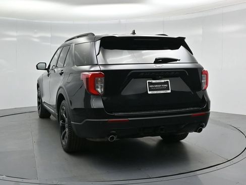 Certified 2022 Ford Explorer ST-Line w/ Class IV Trailer Tow Package image 29