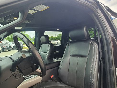 Used 2020 Ford F150 Lariat w/ Equipment Group 502A Luxury AWD/4WD image 22