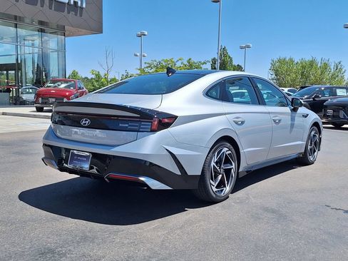 New 2025 Hyundai Sonata SEL FWD image 3