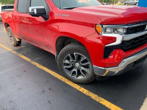 Used 2024 Chevrolet Silverado 1500 LT w/ Safety Package AWD/4WD image 10