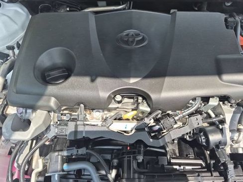 Used 2025 Toyota Camry LE FWD image 31