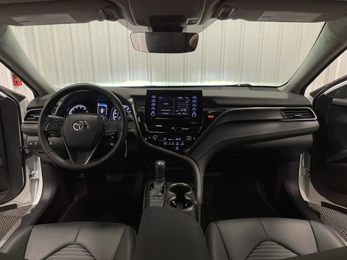 Used 2023 Toyota Camry SE FWD image 27