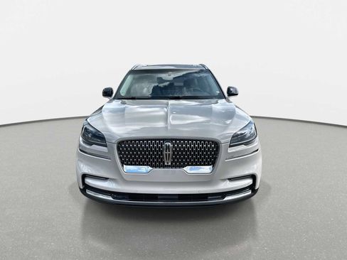 Used 2023 Lincoln Aviator Reserve RWD image 12