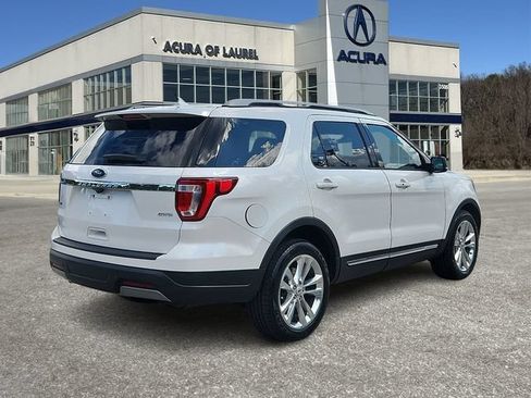 Used 2019 Ford Explorer XLT w/ Equipment Group 202A AWD/4WD image 6