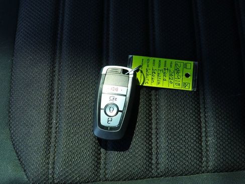 Used 2020 Ford Fusion SE image 59