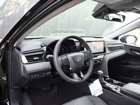 New 2026 Toyota Camry XLE image 6