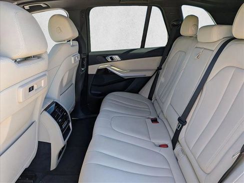 Used 2021 BMW X5 xDrive40i w/ Convenience Package image 13