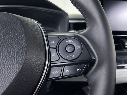 Used 2020 Toyota Corolla SE image 25