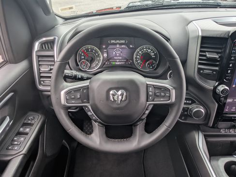 Used 2025 RAM 1500 Big Horn AWD/4WD image 23