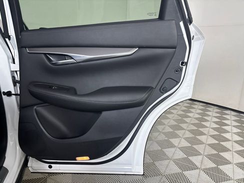 Used 2023 INFINITI QX50 Luxe FWD image 23
