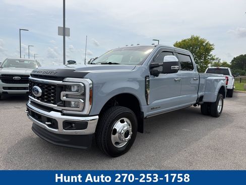 Used 2024 Ford F350 Lariat w/ Lariat Ultimate Package AWD/4WD image 1