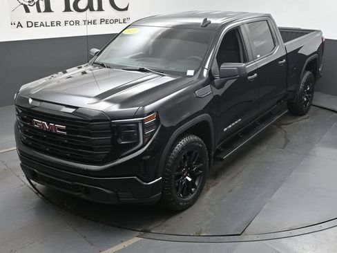 Used 2023 GMC Sierra 1500 Pro w/ Graphite Edition AWD/4WD image 45