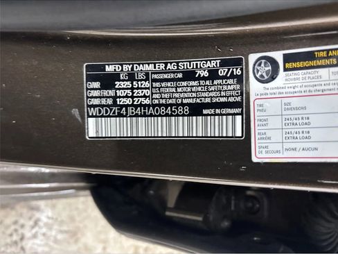Used 2017 Mercedes-Benz E 300 image 30