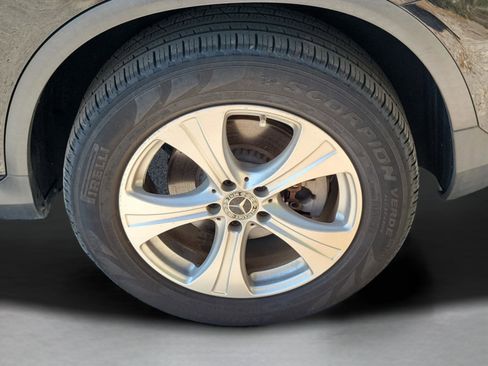 Certified 2018 Mercedes-Benz GLC 300 image 6