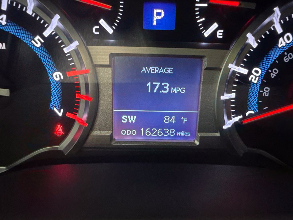 Used 2016 Toyota 4Runner SR5 AWD/4WD image 32