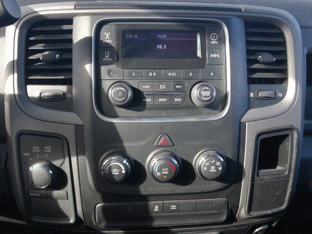 Used 2015 RAM 1500 Express AWD/4WD image 21
