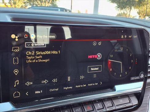 New 2026 GMC Sierra 1500 SLT image 6