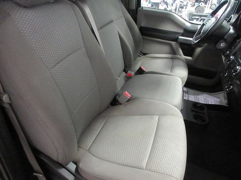 Used 2017 Ford F150 XLT w/ Equipment Group 301A Mid AWD/4WD image 27