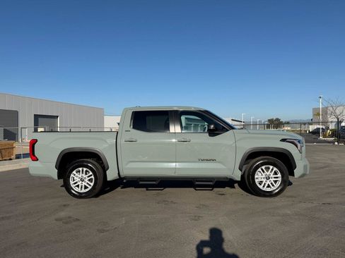 Used 2025 Toyota Tundra SR5 w/ SR5 Premium Package image 19