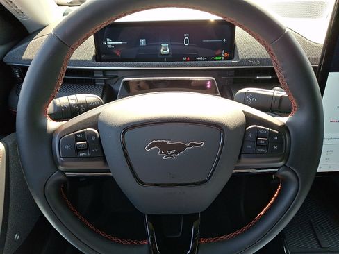 Used 2025 Ford Mustang Mach-E Premium w/ Sport Appearance Package AWD/4WD image 18