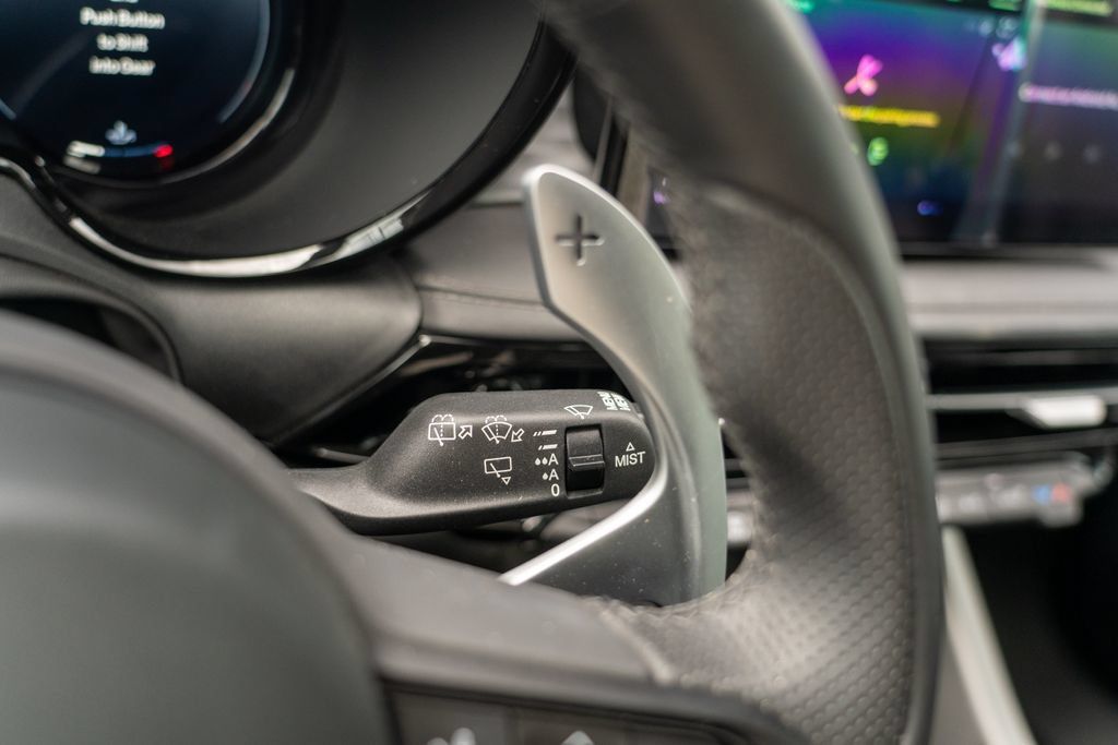 New 2024 Alfa Romeo Tonale Ti AWD/4WD image 31
