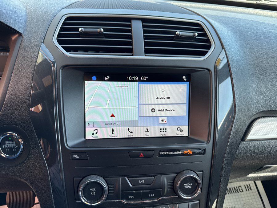 Used 2019 Ford Explorer XLT w/ Equipment Group 202A AWD/4WD image 28